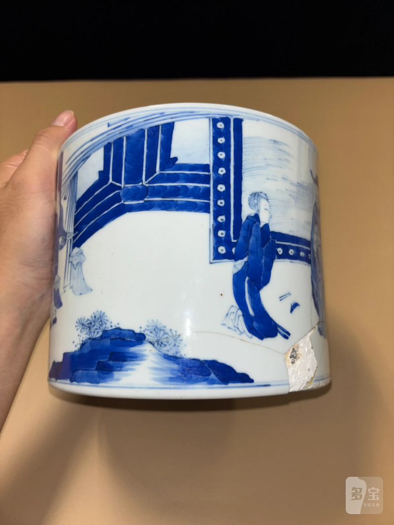 清康熙 青花翻羹不恚图笔筒 - 图5